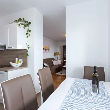 Apartment Good Morning *